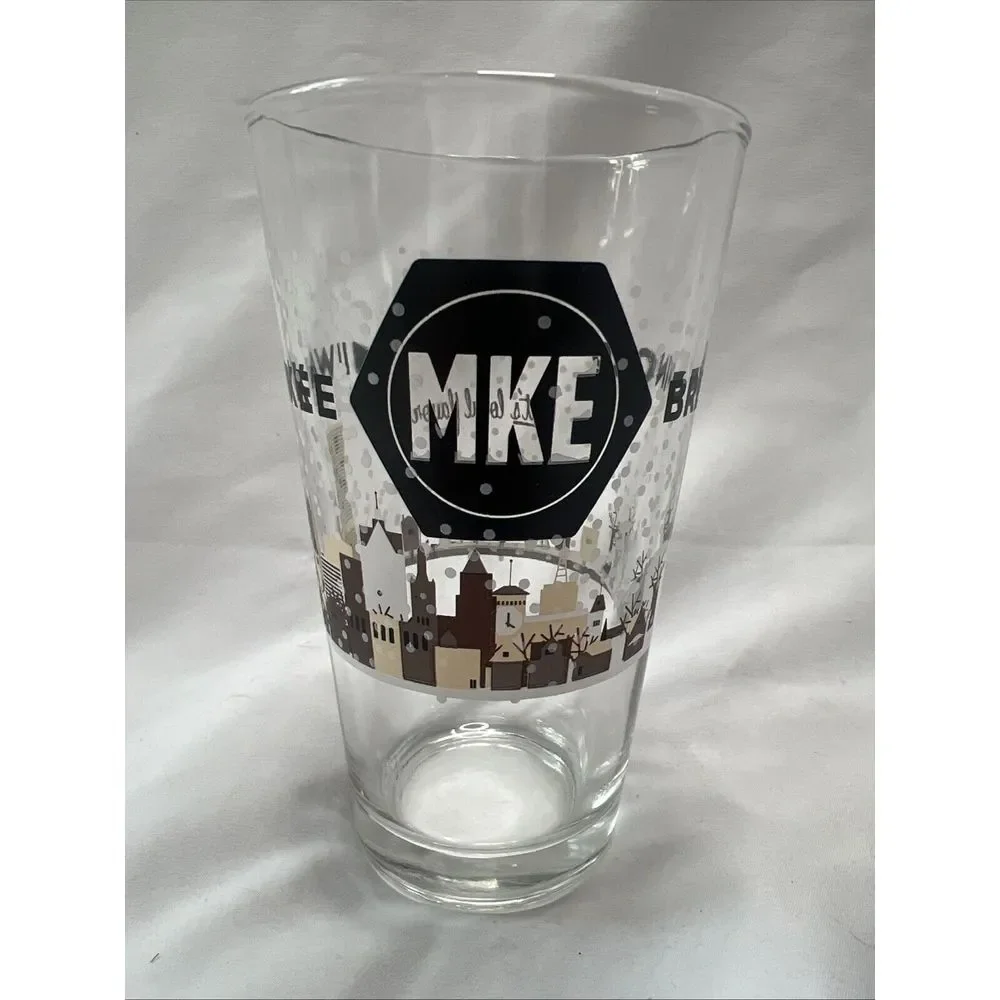 Milwaukee MKE Brewing Co City of Milwaukee‎ Pint Beer Glass